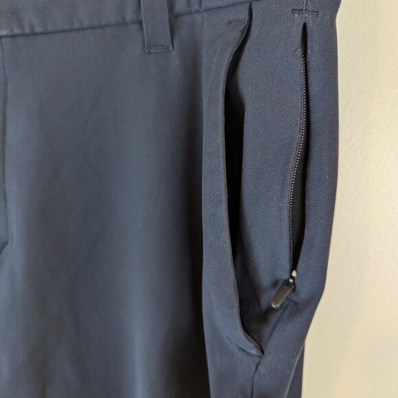 Lululemon Commission Slim-Fit Pant in Navy, Sz 31 - Picture 4 of 10